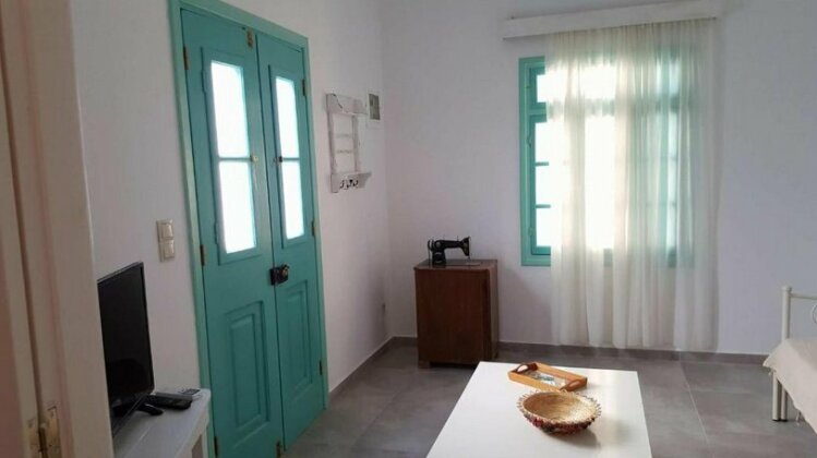 Amalthia House - Photo3