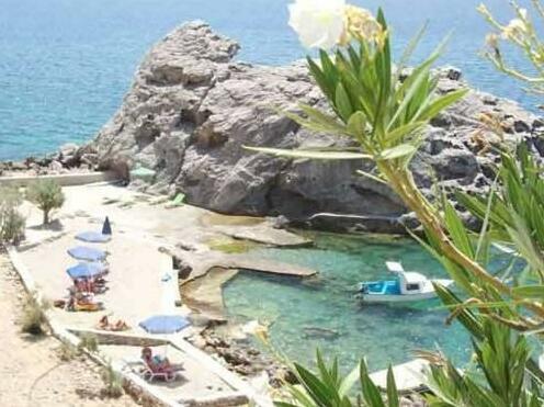 Castelia Bay Hotel - Photo4