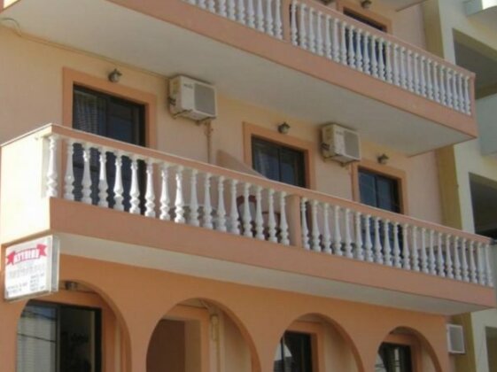 Erietta - Photo2