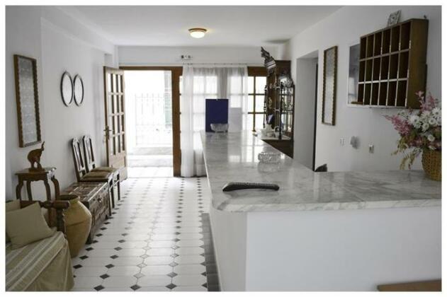 Lemon Tree House Hotel - Photo2