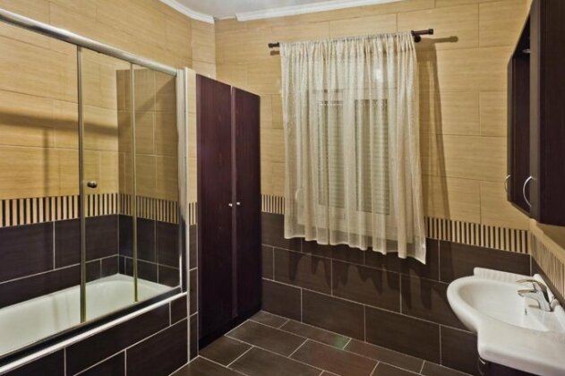 Lux SeaView Apartment - Photo4