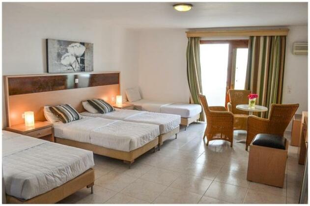 Minos Beach Hotel - Photo4
