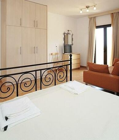 Miraluna Aparthotel - Photo5