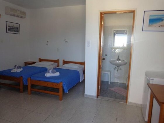 Fantasis Hotel - Photo4