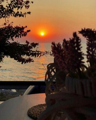 Superior comfortable seaside home with amazing view - Photo4
