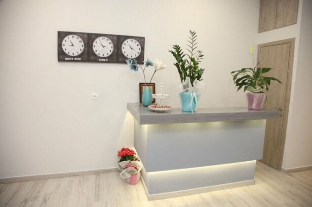 Adonis Village - Photo5