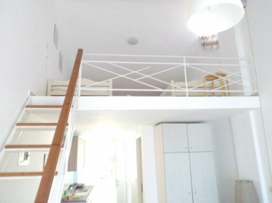Amparoudes - Photo2