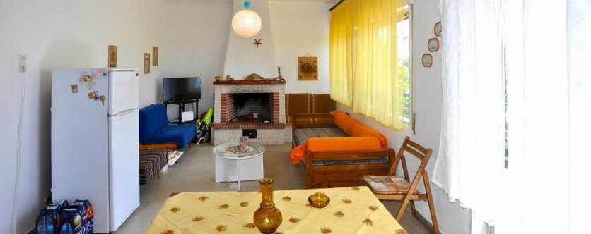 Antheia's House - Photo3