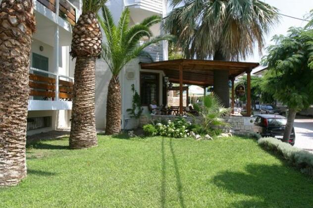 Aristidis Hotel Polychrono - Photo3