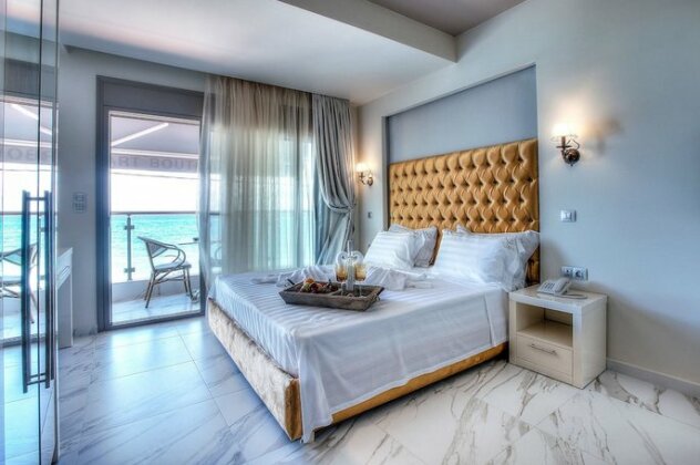 Art Boutique Suites - Photo2