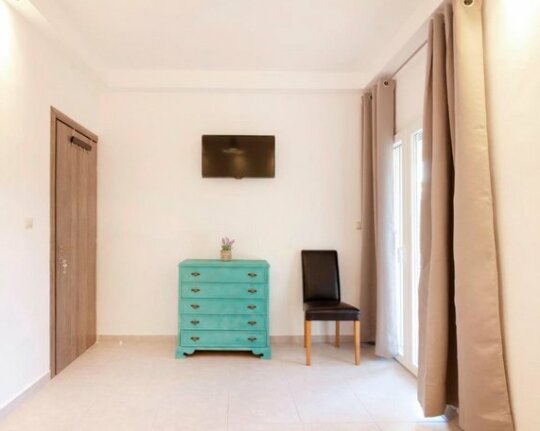 Blue Marine Deluxe Apartment - Photo5