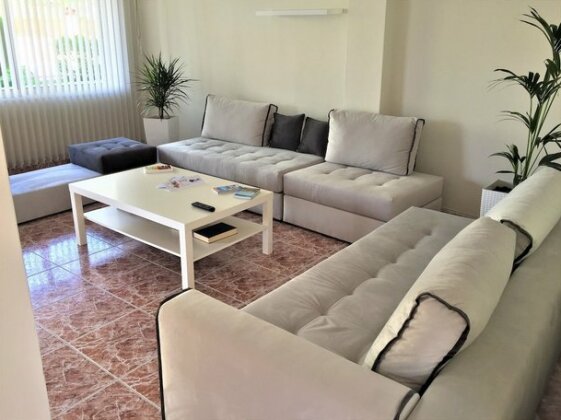 Brother's House Kassandra - Photo4