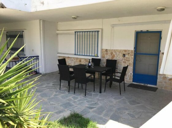Calista Luxury Appt - Photo2