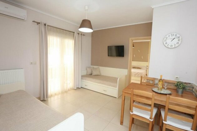 Eleni Rooms ex Gianna Rooms - Photo4