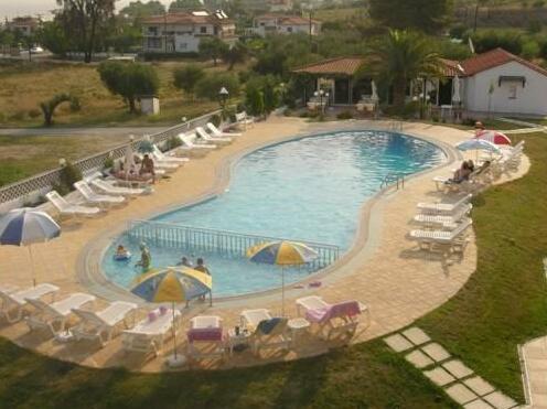 Haris Hotel - Photo2