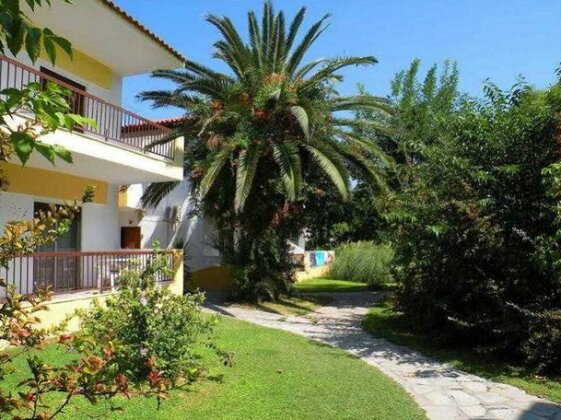 Ioli Hotel Apartments - Photo2