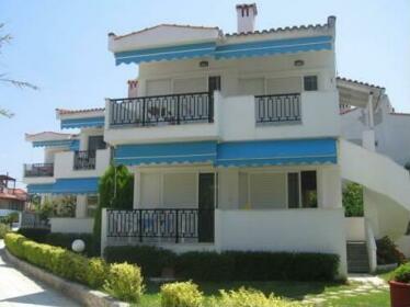 Iris Apartments Fourka
