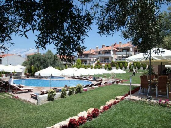 Kassandra Village Resort - Photo2