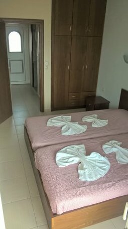 Kyparissis Rooms - Photo5