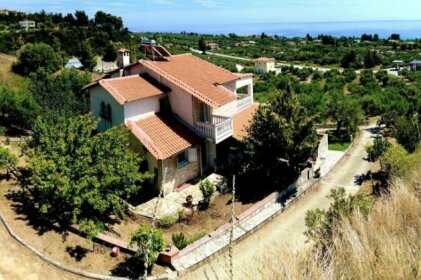 Luxury Villa Luca with Sea View 300 m2