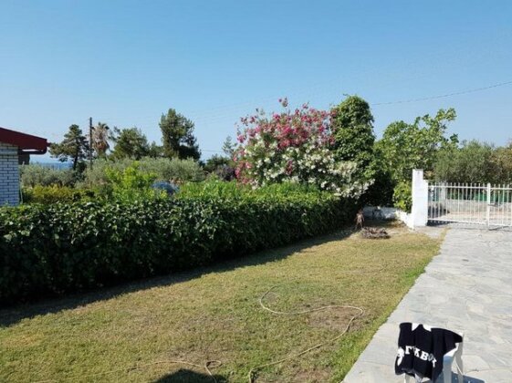 Maria's beach house Kassandra - Photo2