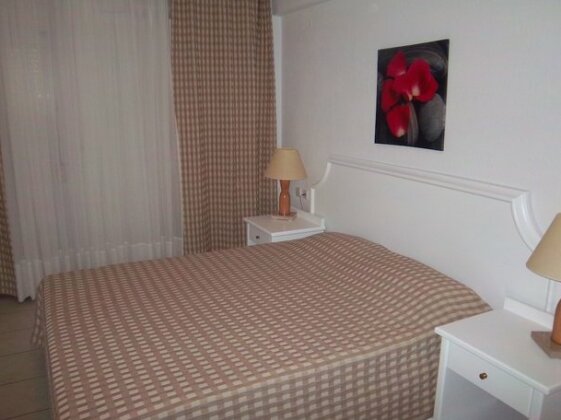Milos Apartments Afytos - Photo2