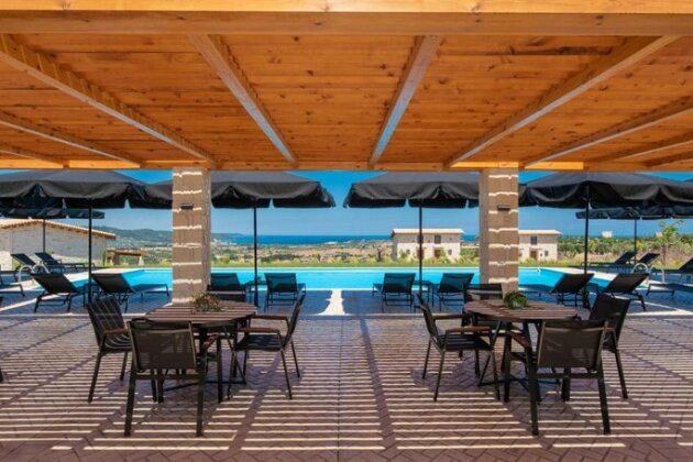 Mint Retreat Suites Adults Only - Photo2