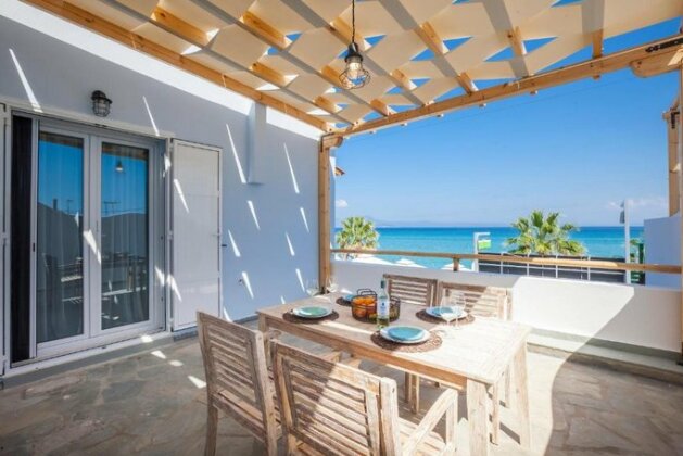 Nautilus Sea View Suite for 6 - Photo2