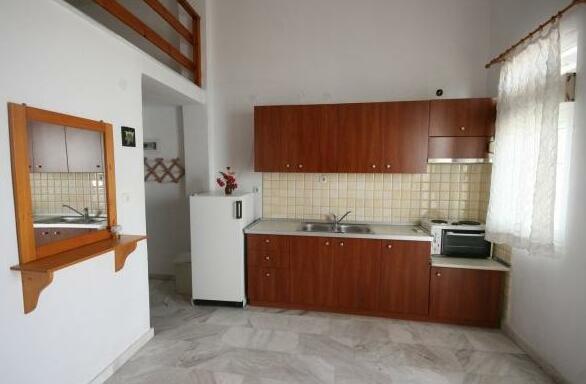 Nefeli Apartments Polychrono - Photo3