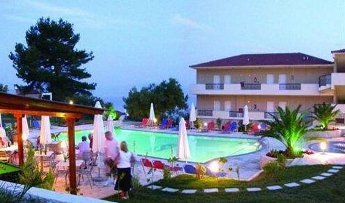 Paradise Hotel Kriopigi - Photo3