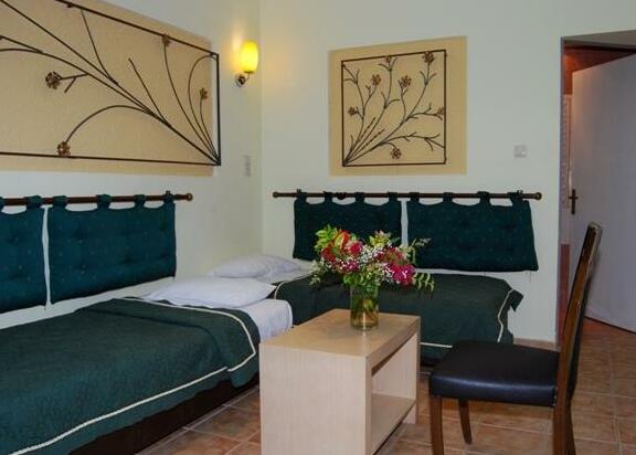 Philoxenia - Photo3