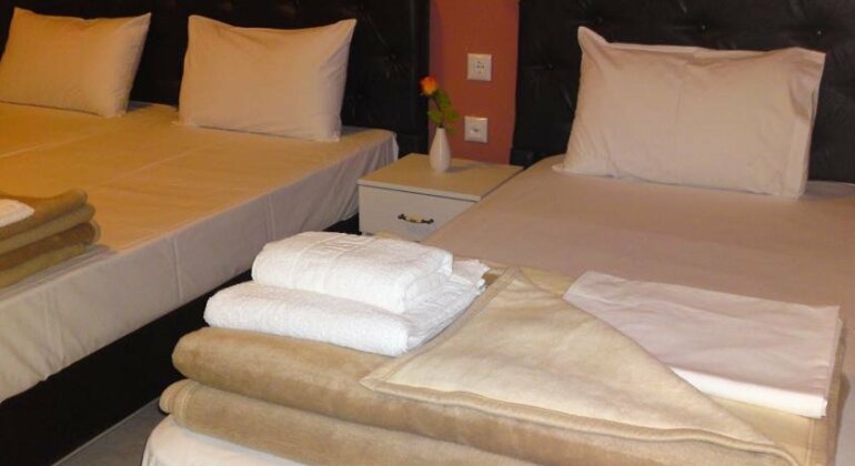 Plaza Hotel Kassandra - Photo4