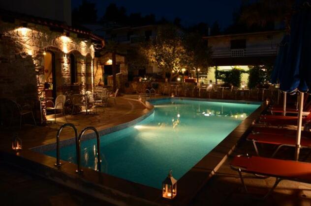 Samel Hotel - Photo2