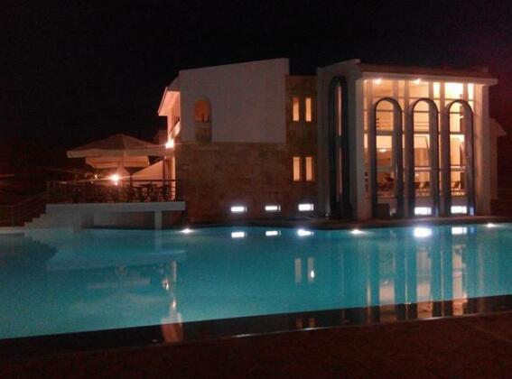 Skion Palace Beach Hotel - Photo4