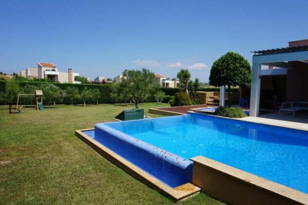 Sunny Luxury Pool Vila - Photo4