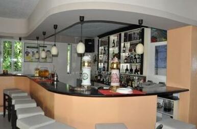 Tropical Fourka - Photo3