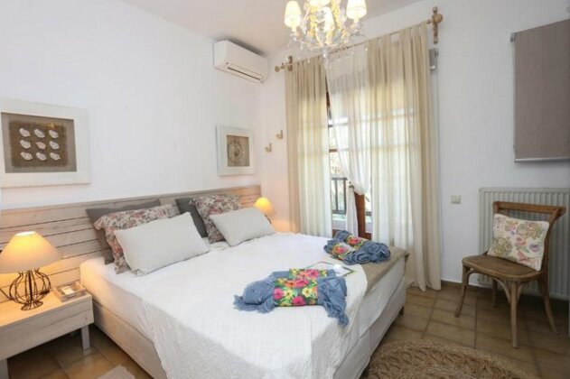 Tropicalia Villa Chalkidiki Suite 1 - Photo5