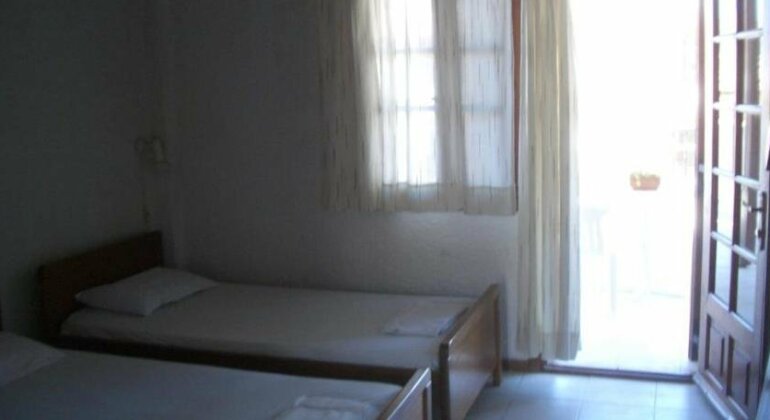 Tzogalis Apartments 1 - Photo3