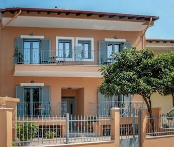 Villa Despina Green Suites - Photo2