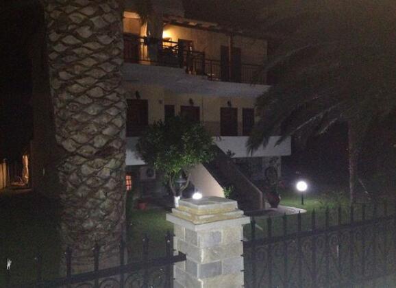 Villa Maria Polychrono - Photo4
