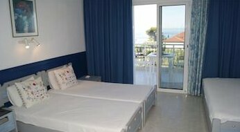 Xenios Faros Apartments - Photo5