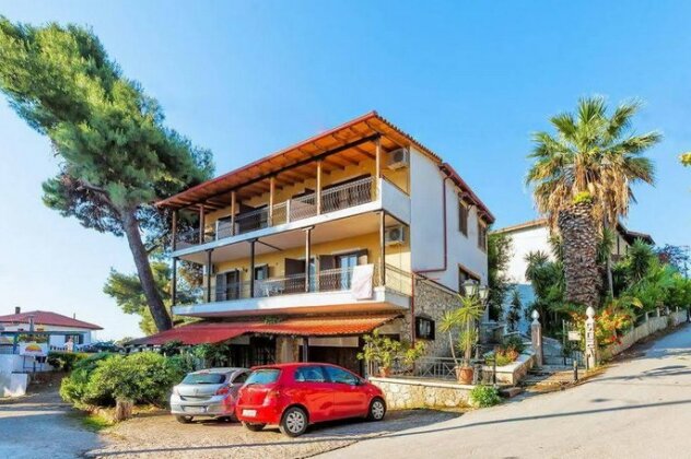 Xenios Loutra Village Karnagio - Photo3
