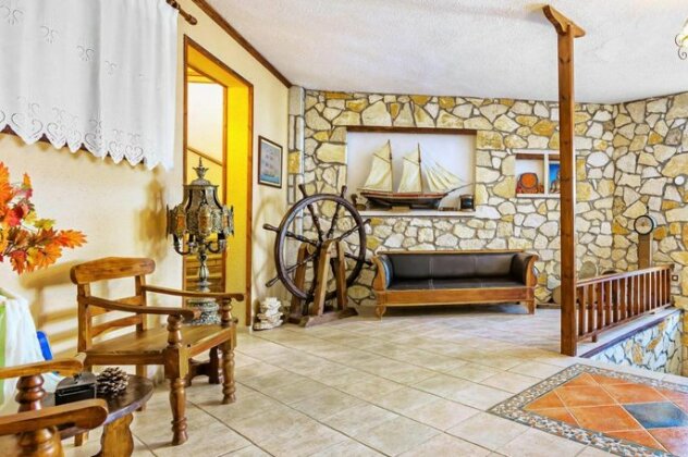 Xenios Loutra Village Karnagio - Photo5