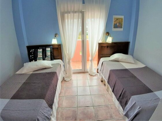 Ydna Apartments - Photo5