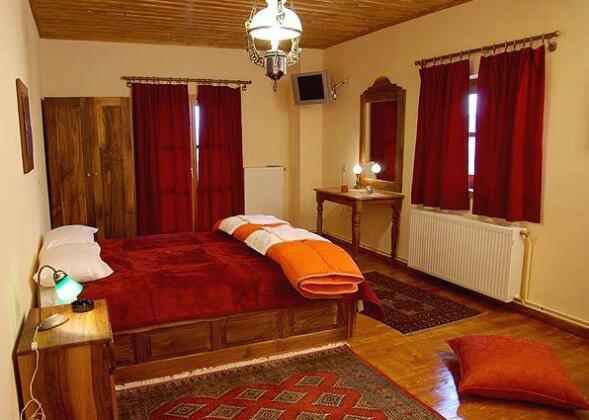 Iaspis Guesthouse - Photo2