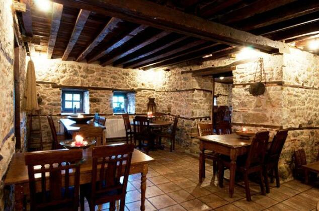 Vergoula's Mansion - Photo4
