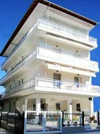 Ainalis Apartments - Photo4