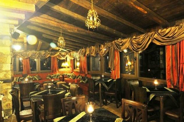 Amadrias Luxury Maison - Photo5