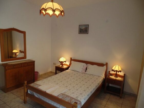 Antique The Hotel - Photo3