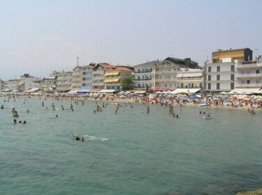 Apartment With one Bedroom in Paralia With Wonderful sea View Balcony and Wifi - 50 m From the Bea